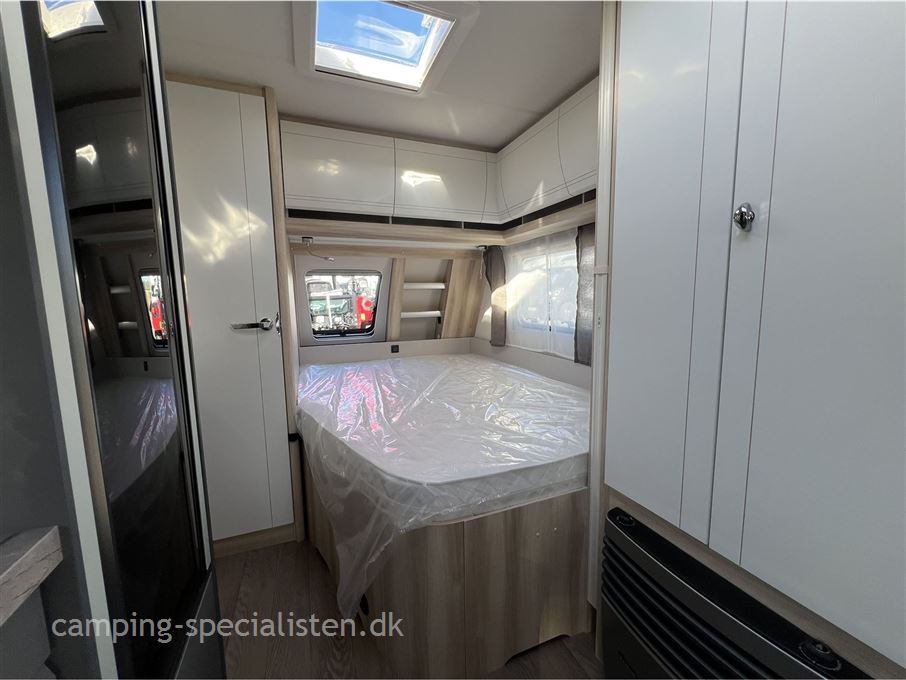 Hobby De Luxe 460 UFe